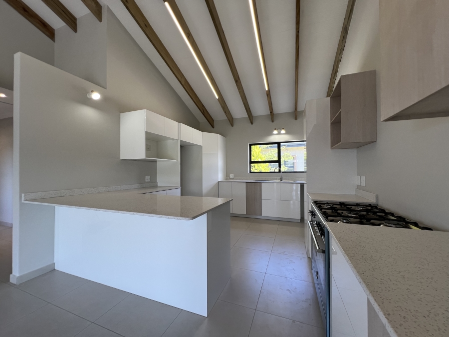 3 Bedroom Property for Sale in Fountains Estate Eastern Cape